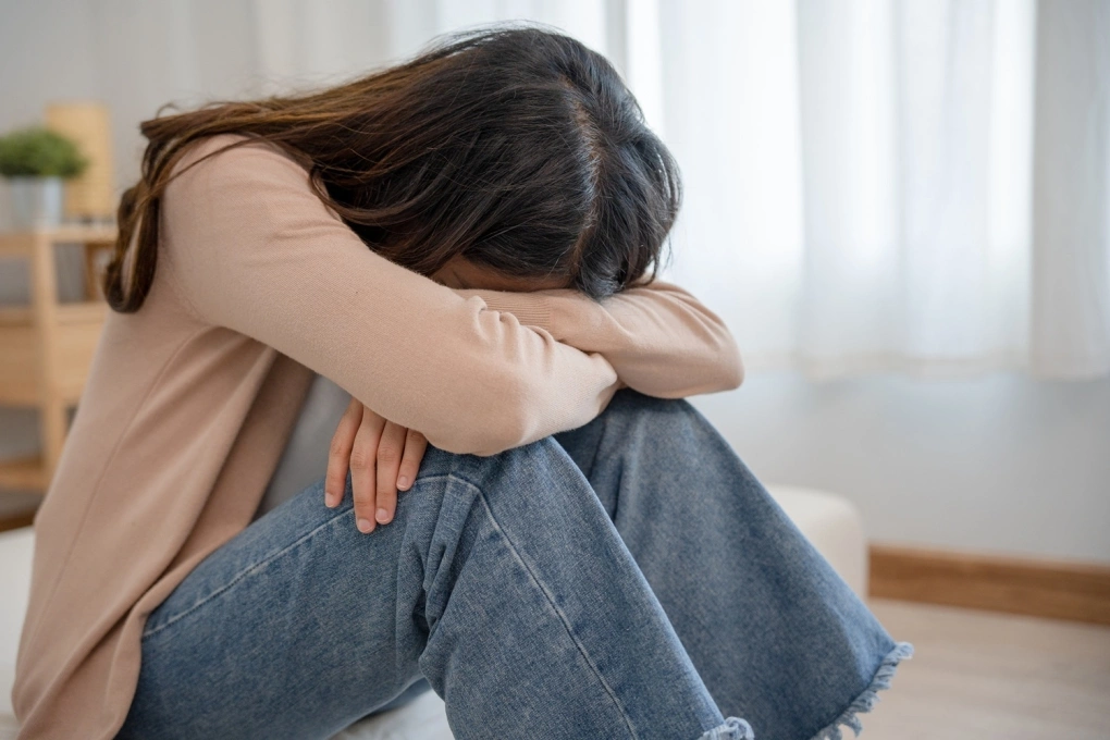 Nữ sinh khổ sở vì bệnh sùi mào gà